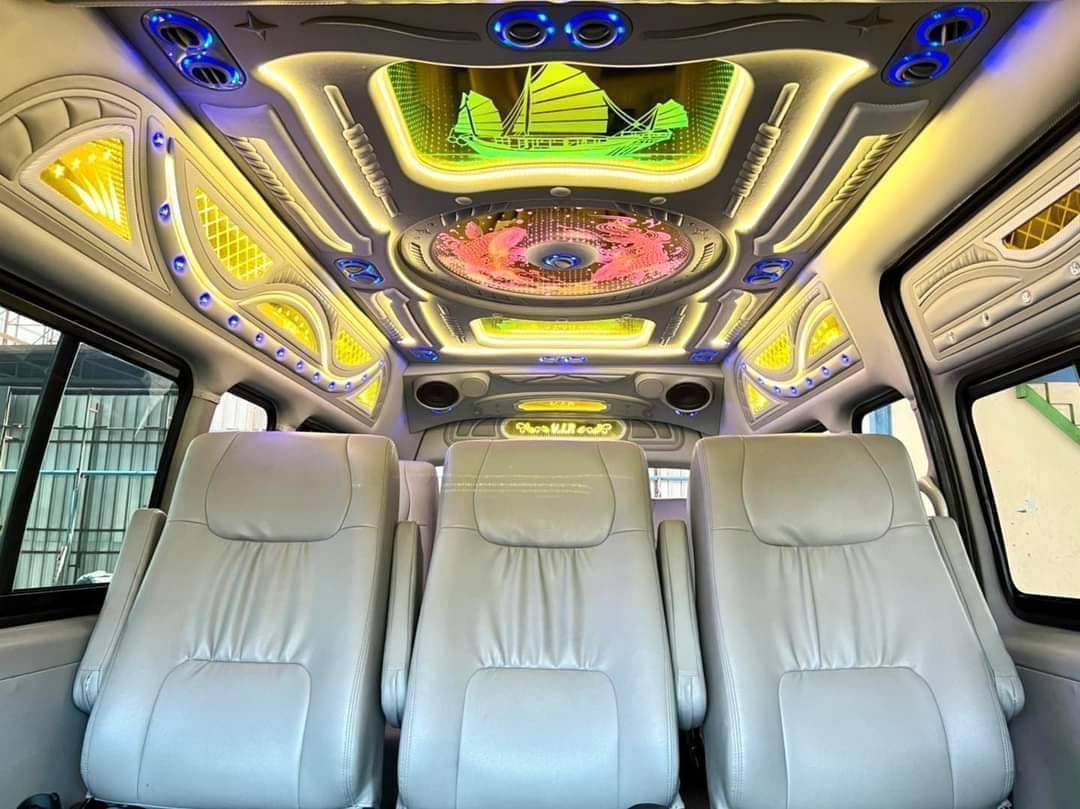 รถตู้ 10 ที่นั่ง 23