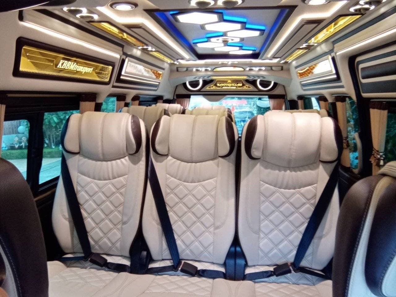 รถตู้ใหญ่ 2