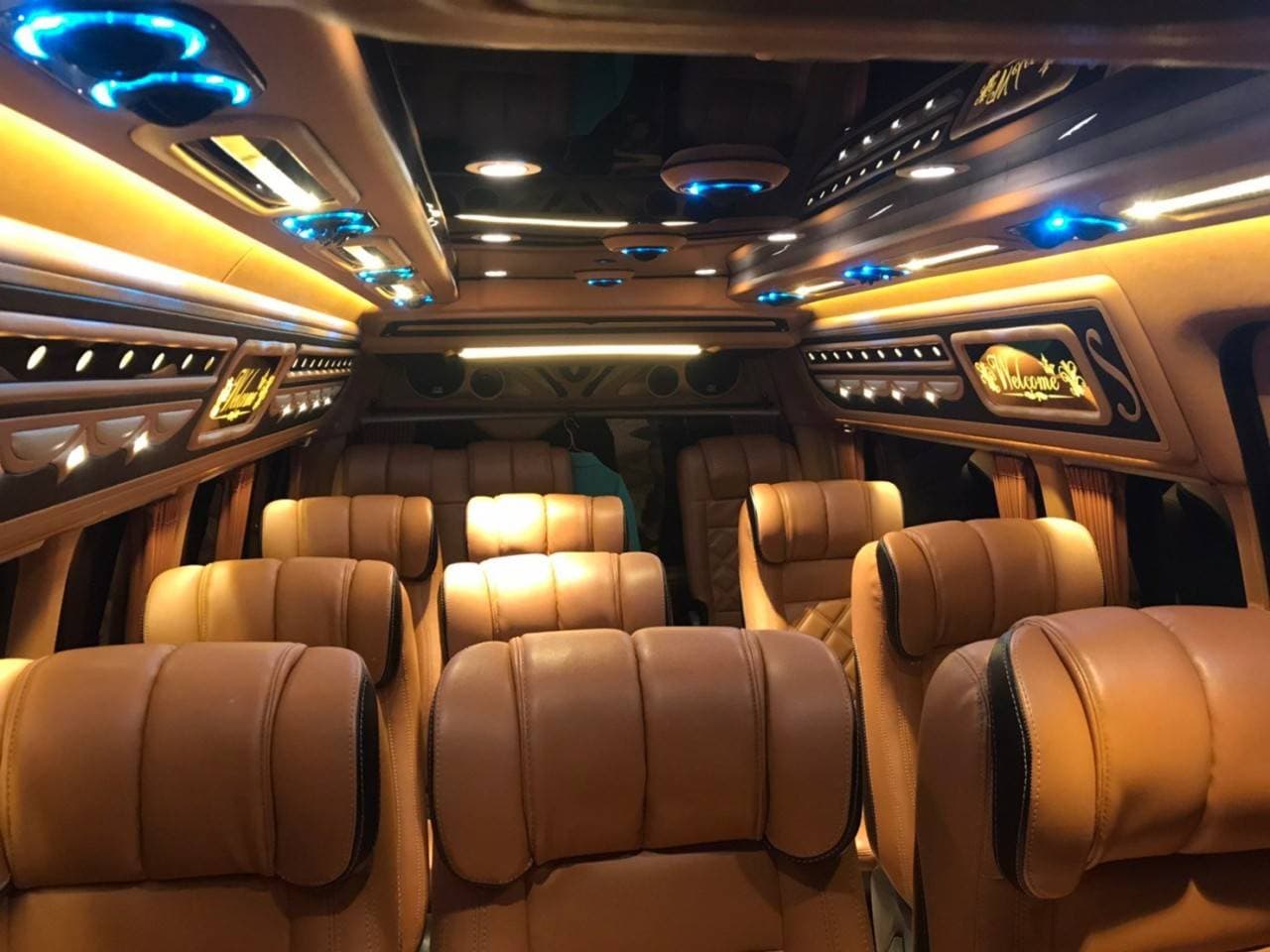 รถตู้ใหญ่ 16